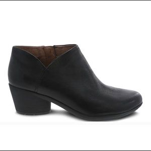 Dansko Raina Black Nubuck Leather Ankle Boots